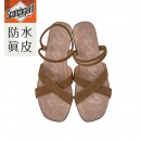 Brunii 竹蜻蜓晴雨兩用防水涼拖鞋