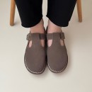 Brunii 牛皮/防水牛麂皮T字瑪莉珍大頭鞋